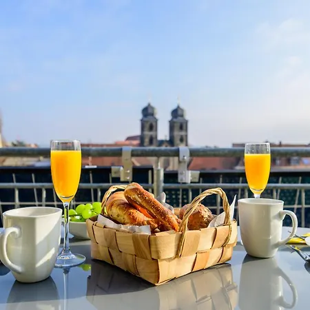 Daire Sevenhills Stadtapartment Fuer 7 Mit Balkon Altstadt-lage *