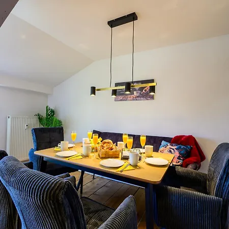 Daire Sevenhills Stadtapartment Fuer 7 Mit Balkon Altstadt-lage